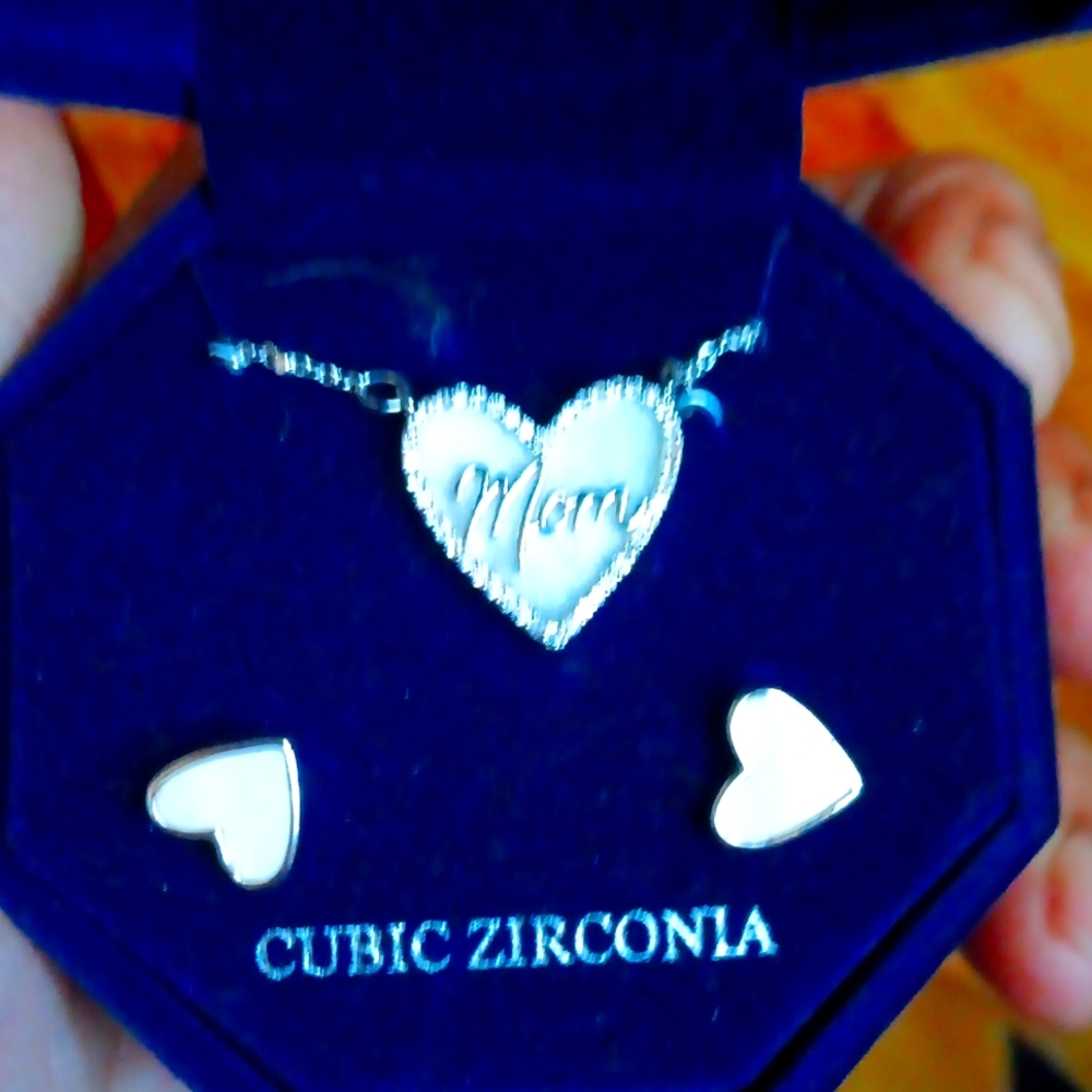 Brand new cubic zirconia Mom necklace and earrings